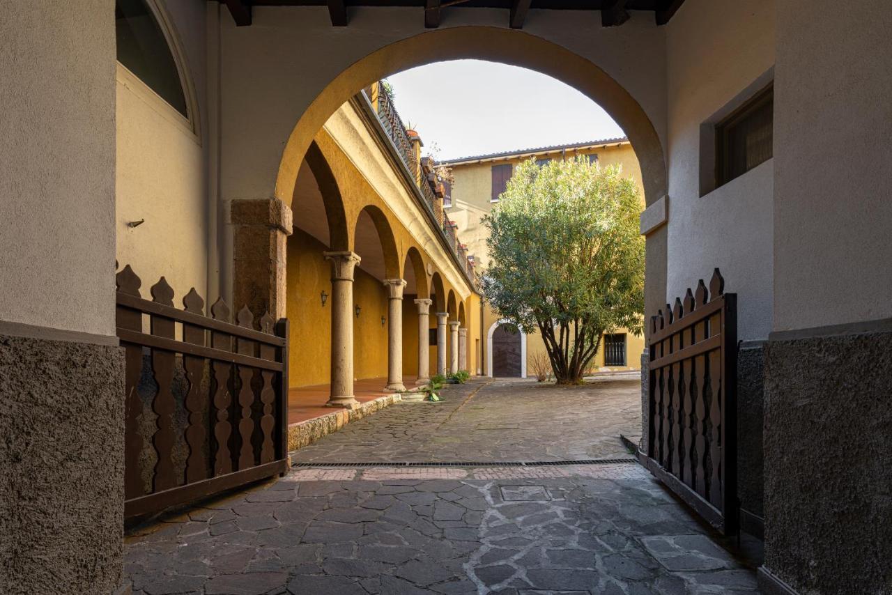 Appartamento Agata San Felice del Benaco Kültér fotó
