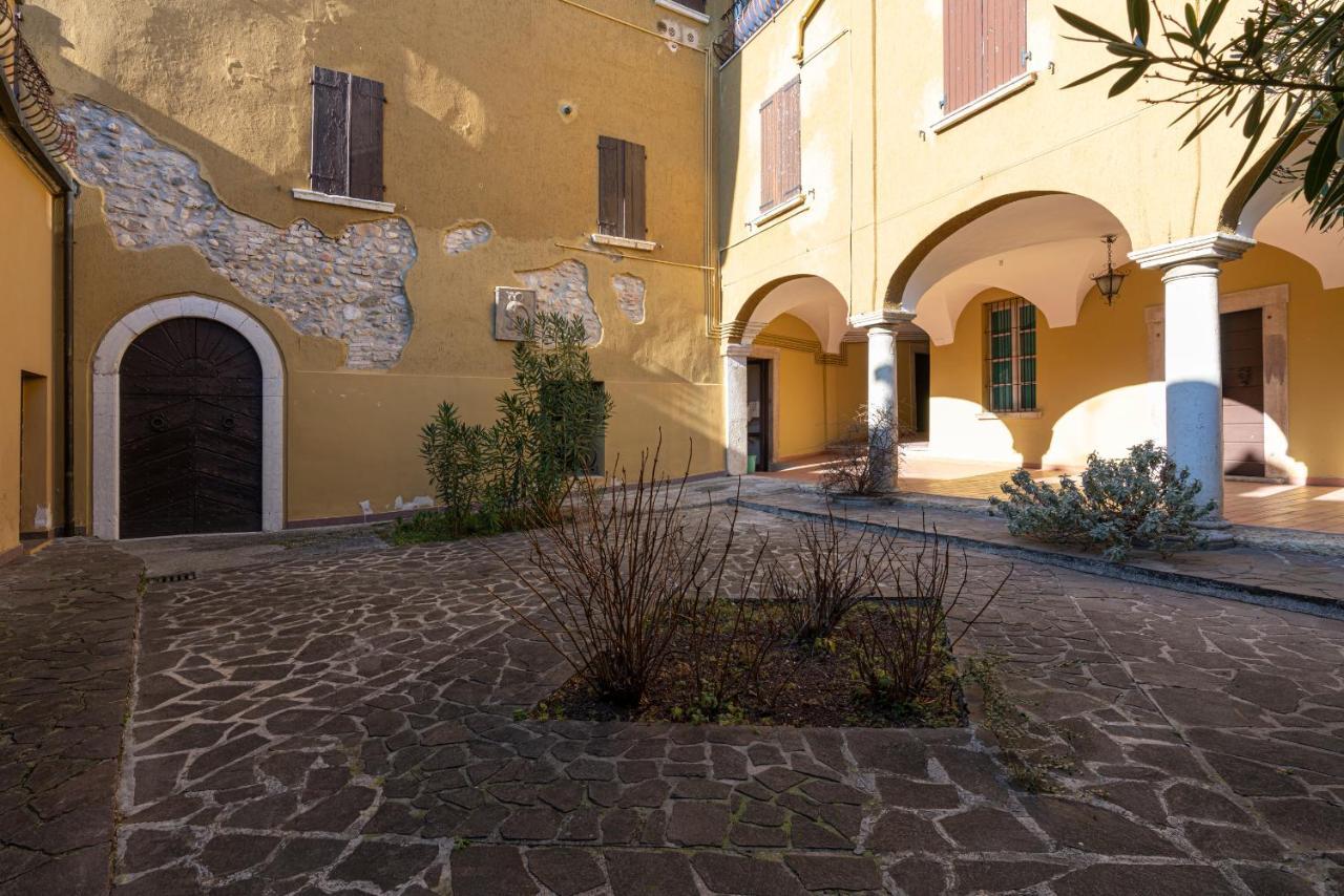 Appartamento Agata San Felice del Benaco Kültér fotó
